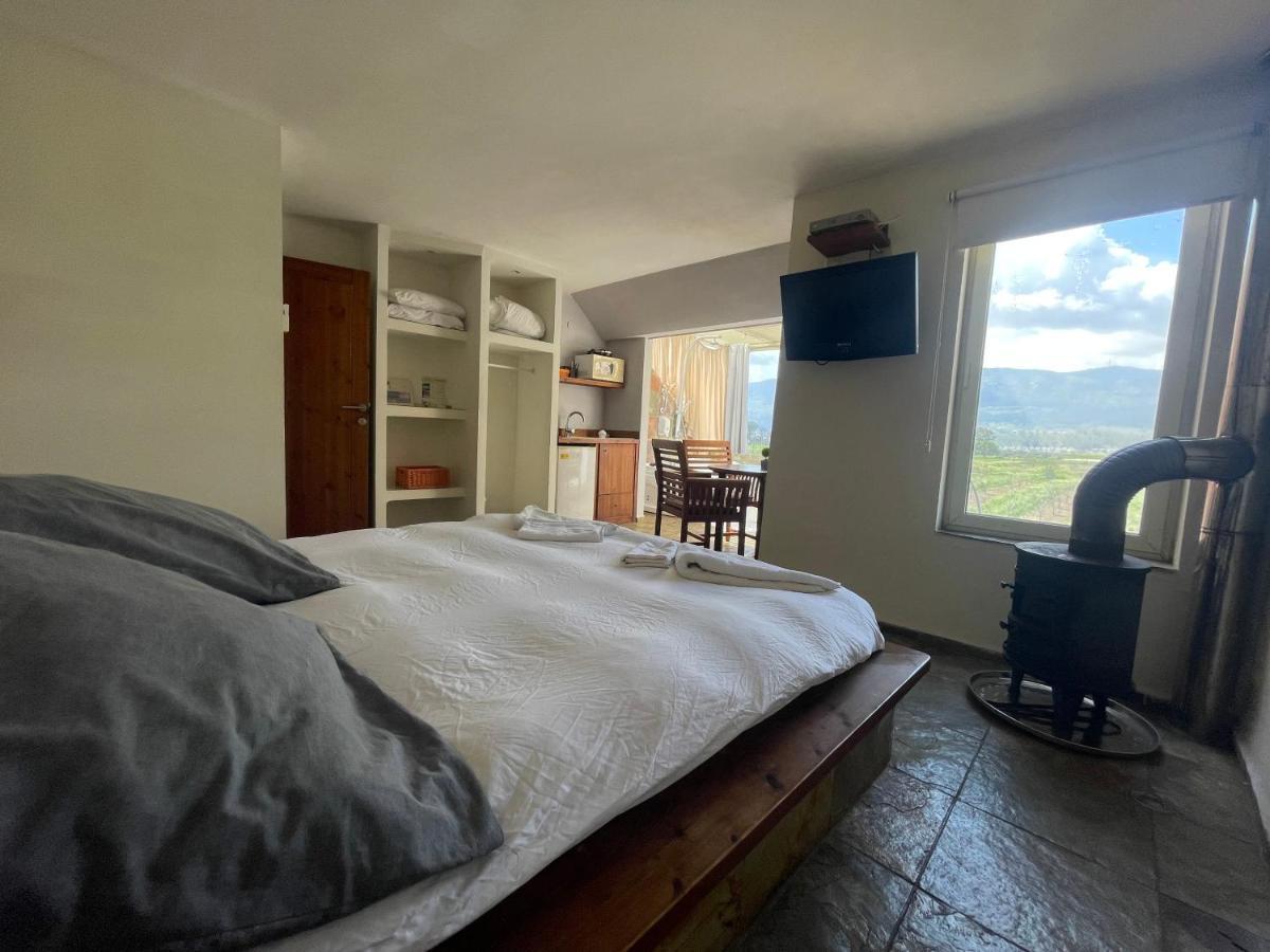 Gross Nofesh And Spa Guesthouse Бейт Хилел Екстериор снимка